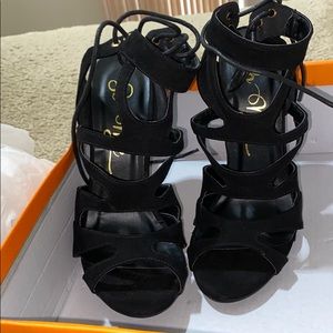 Brand New Suede tie up the leg heels